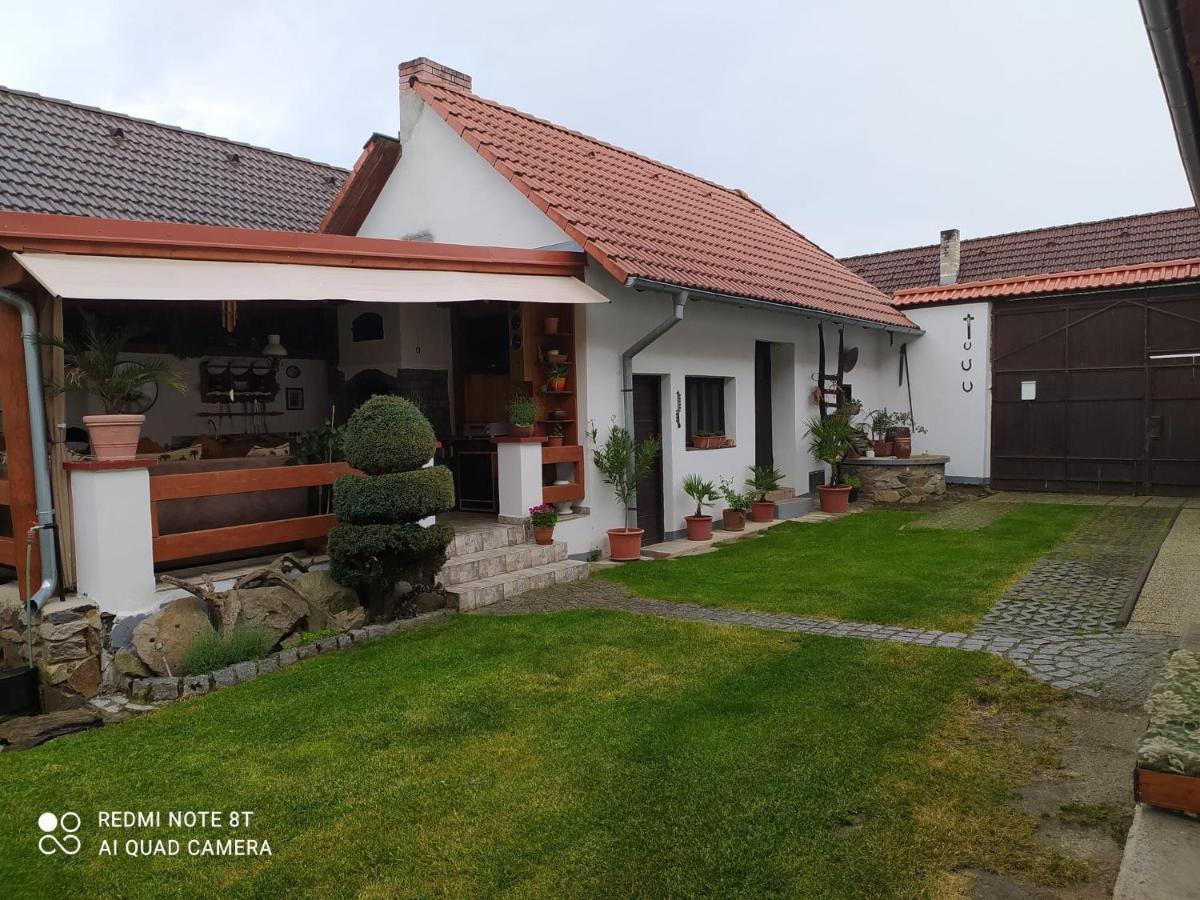 Apartman Na Statku Apartment Klec Екстериор снимка